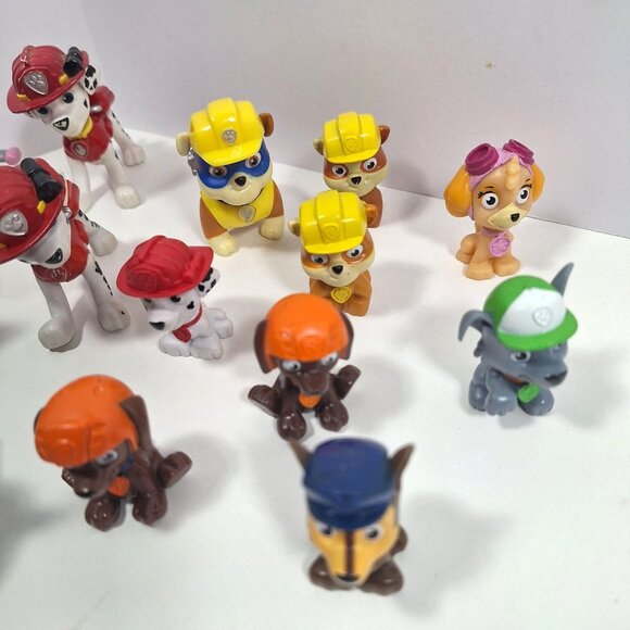 Paw Patrol Action Figures 18 Lot Chase Marshall Skye Rocky Rubble Everest Zuma - Picture 6 of 14